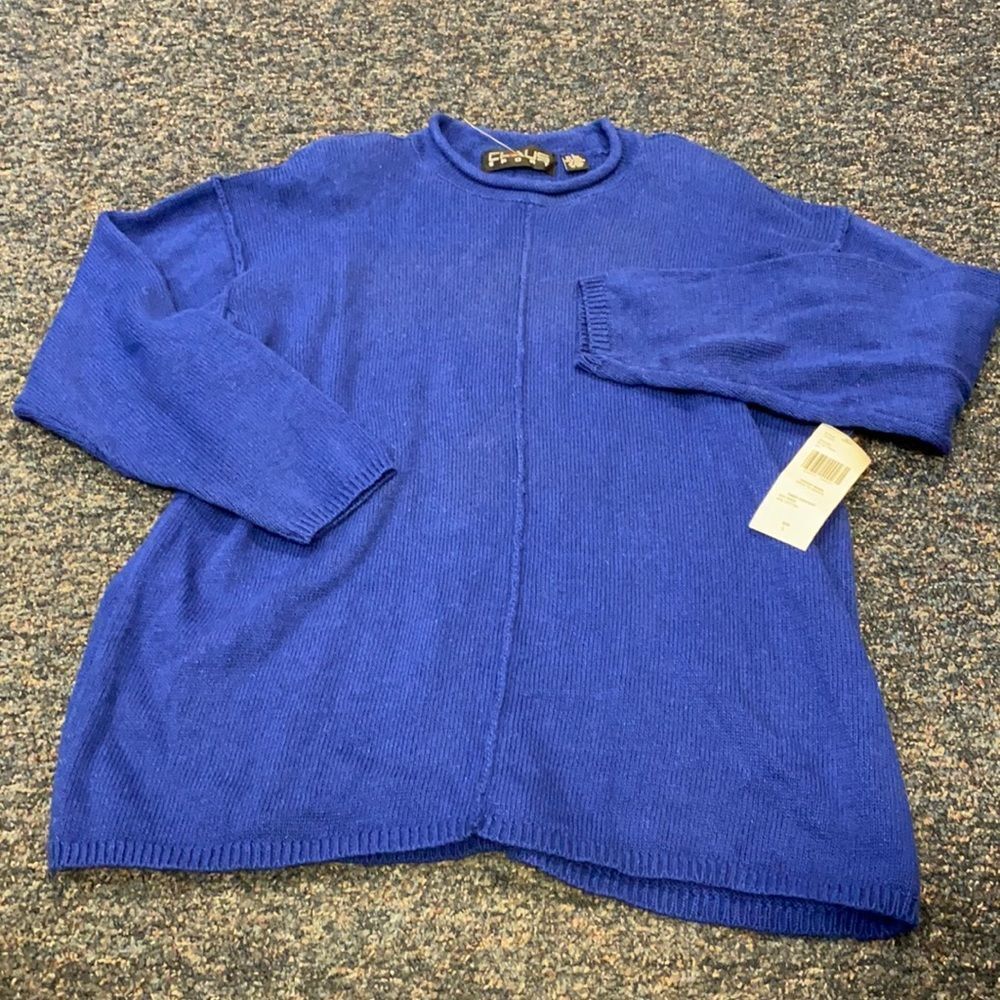 Chaus Sport Blue Sweater sz. L NWT